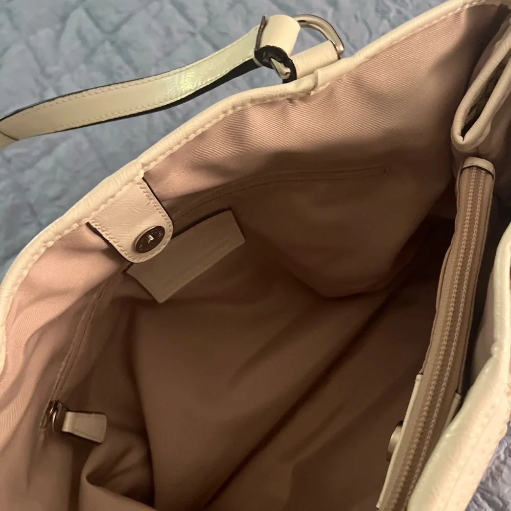 Coach Devin Beige Signature Shoulder Bag